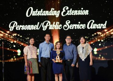 Dr. Tandang wins CAS Outstanding Extension Personnel/Public Service Award